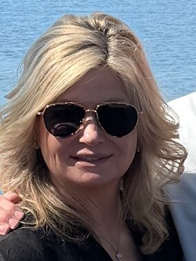Meet your Posher, Angie